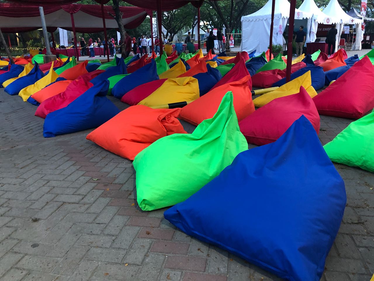 Sewa Bean bag Dapat Digunakan Untuk Kegiatan Acara Indoor Maupun